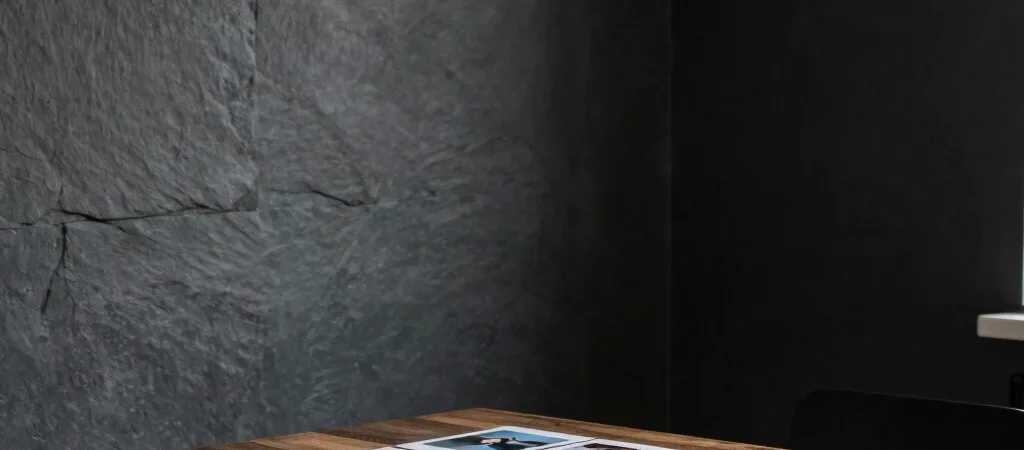 Inside the Dark Editorial Aesthetic: Lighting, Texture, and Mood